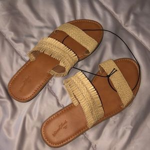 BRAND NEW sandals